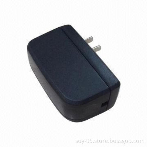 Universal AC/DC adapter with 1% ripple noise